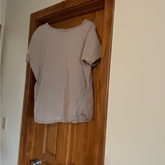 Tan Graphic T-Shirt with Black Design punk Y2K - Picture 10 of 16